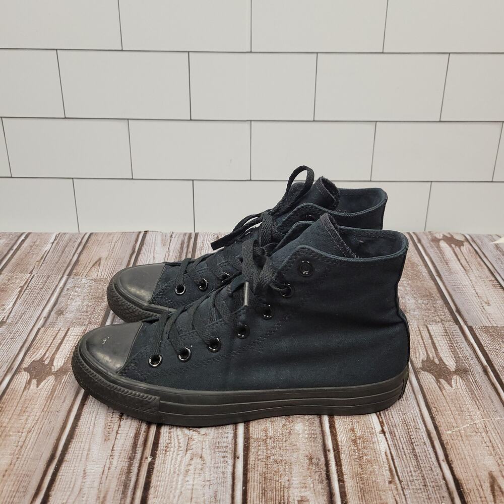 Converse Chuck Taylor All Star High Triple Black Canvas Women's 8 Men's 6